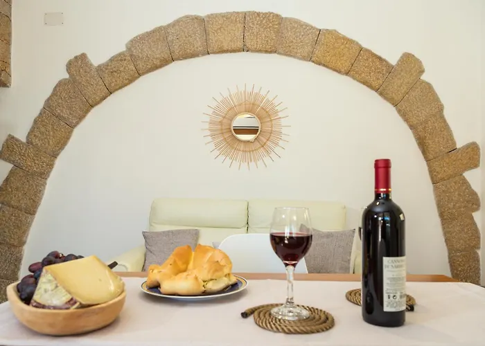 Scirocco A Pochi Passi Dal Mare アパート サンタ・マリア・ナヴァーリス