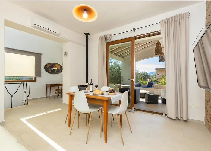 Scirocco A Pochi Passi Dal Mare * サンタ・マリア・ナヴァーリス